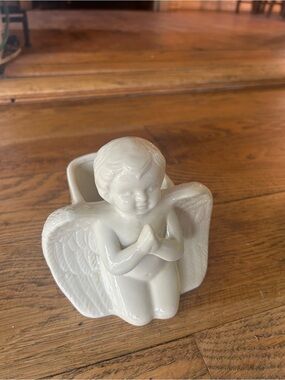Kneeling Angel Ceramic Planter / Arrangement